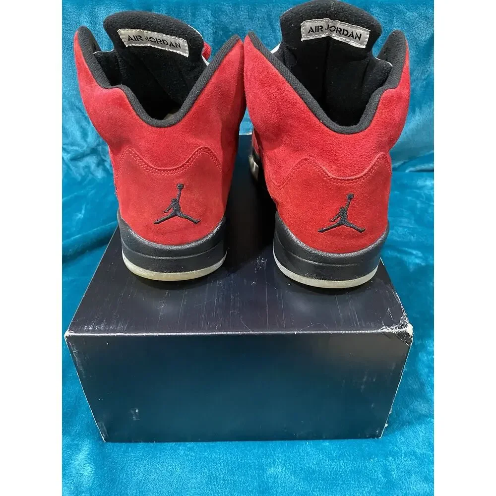 Size 10.5 - Jordan 5 Retro dmp Raging Bull 2009